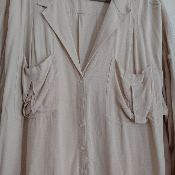 Free People Erin's Oversize Button Shirt Boho Romantic Oatmeal L Silky - Picture 7 of 13